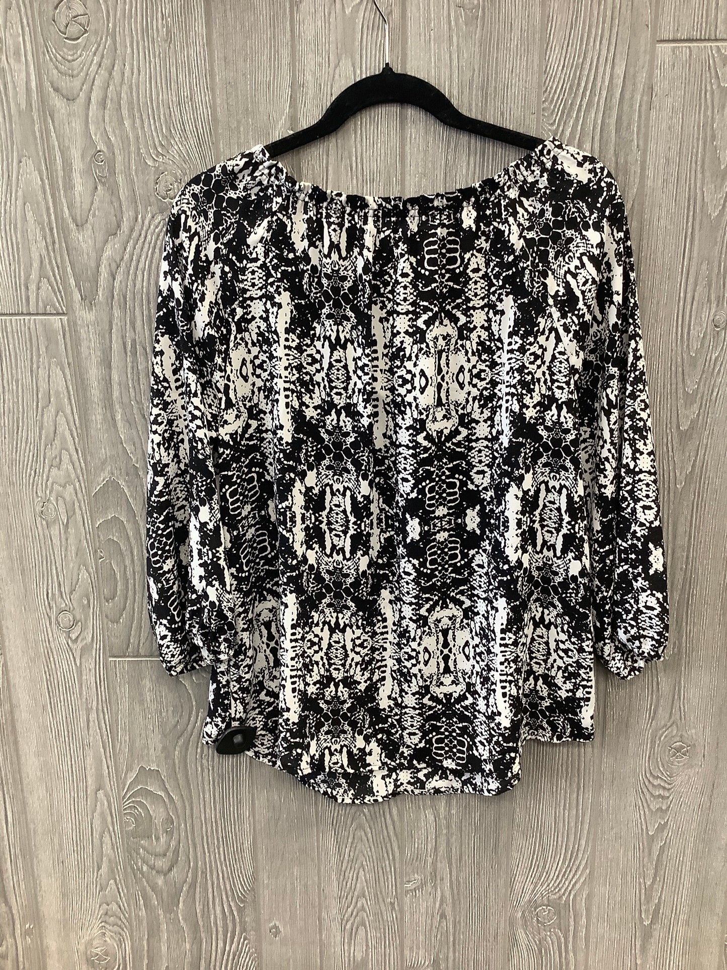 Black Top 3/4 Sleeve Apt 9, Size M