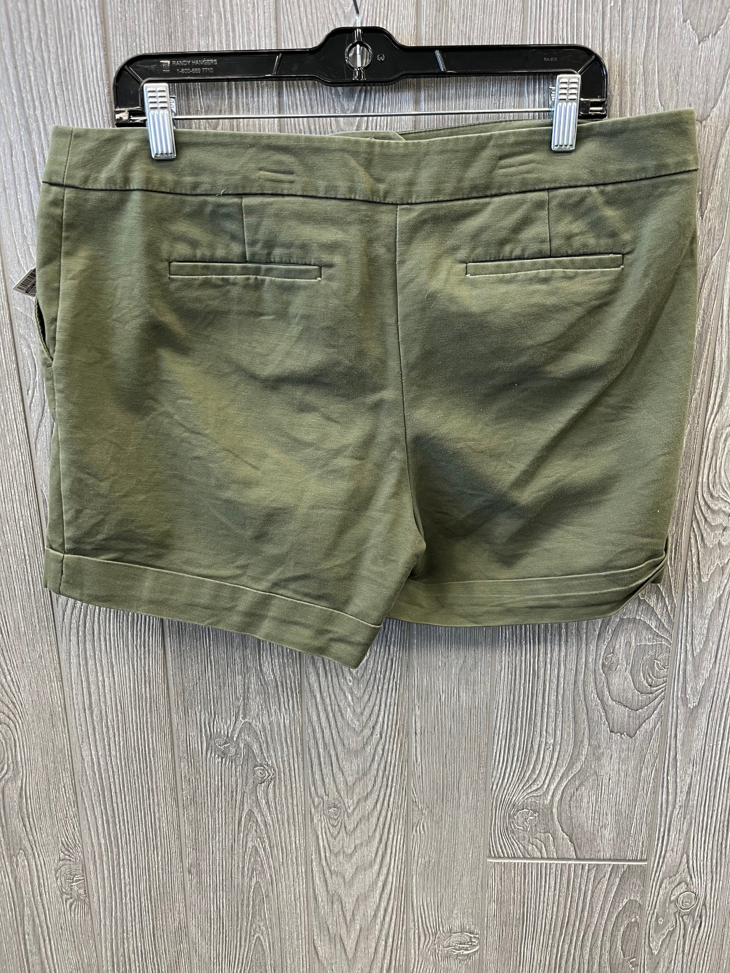 Shorts By Apt 9 In Green, Size: 16