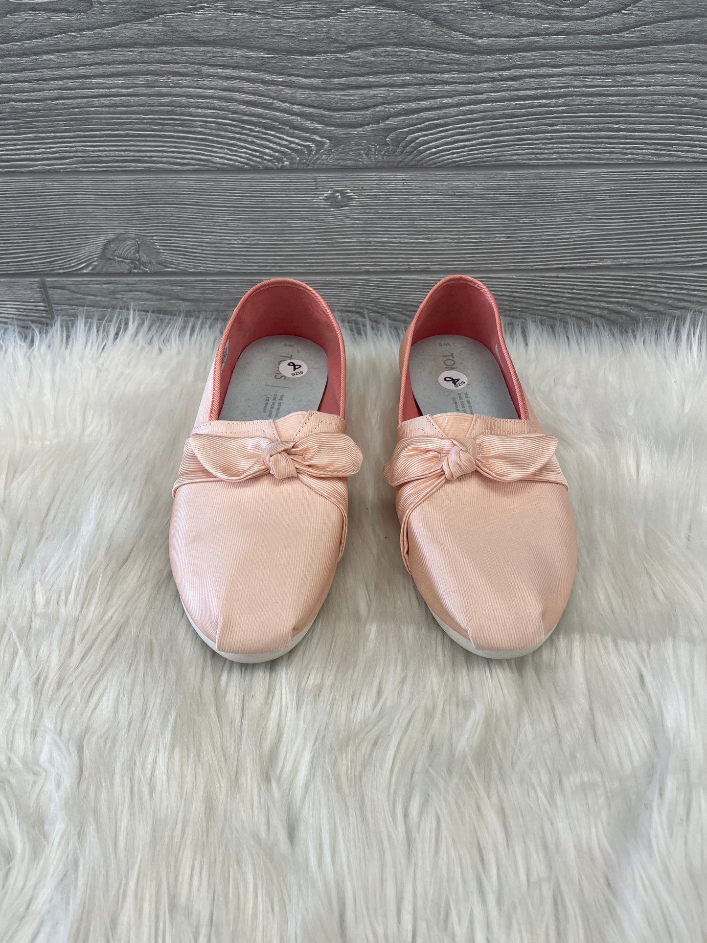 Shoes Flats By Toms In Pink, Size: 8