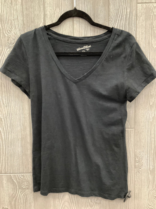 Top Short Sleeve By Universal Thread In Black, Size: M