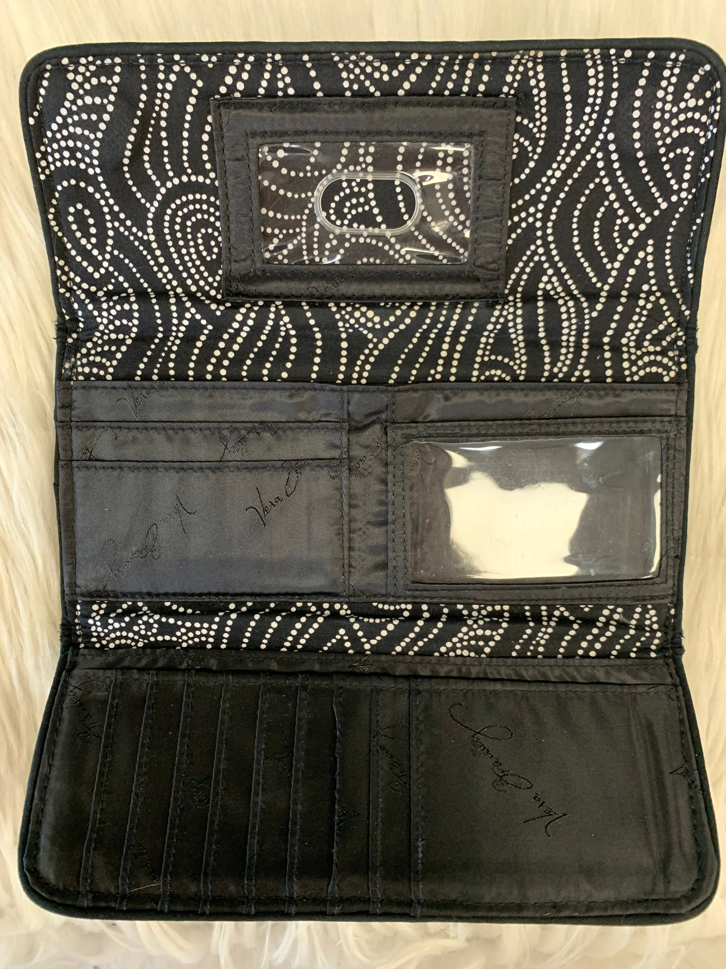 Wallet By Vera Bradley, Size: Large