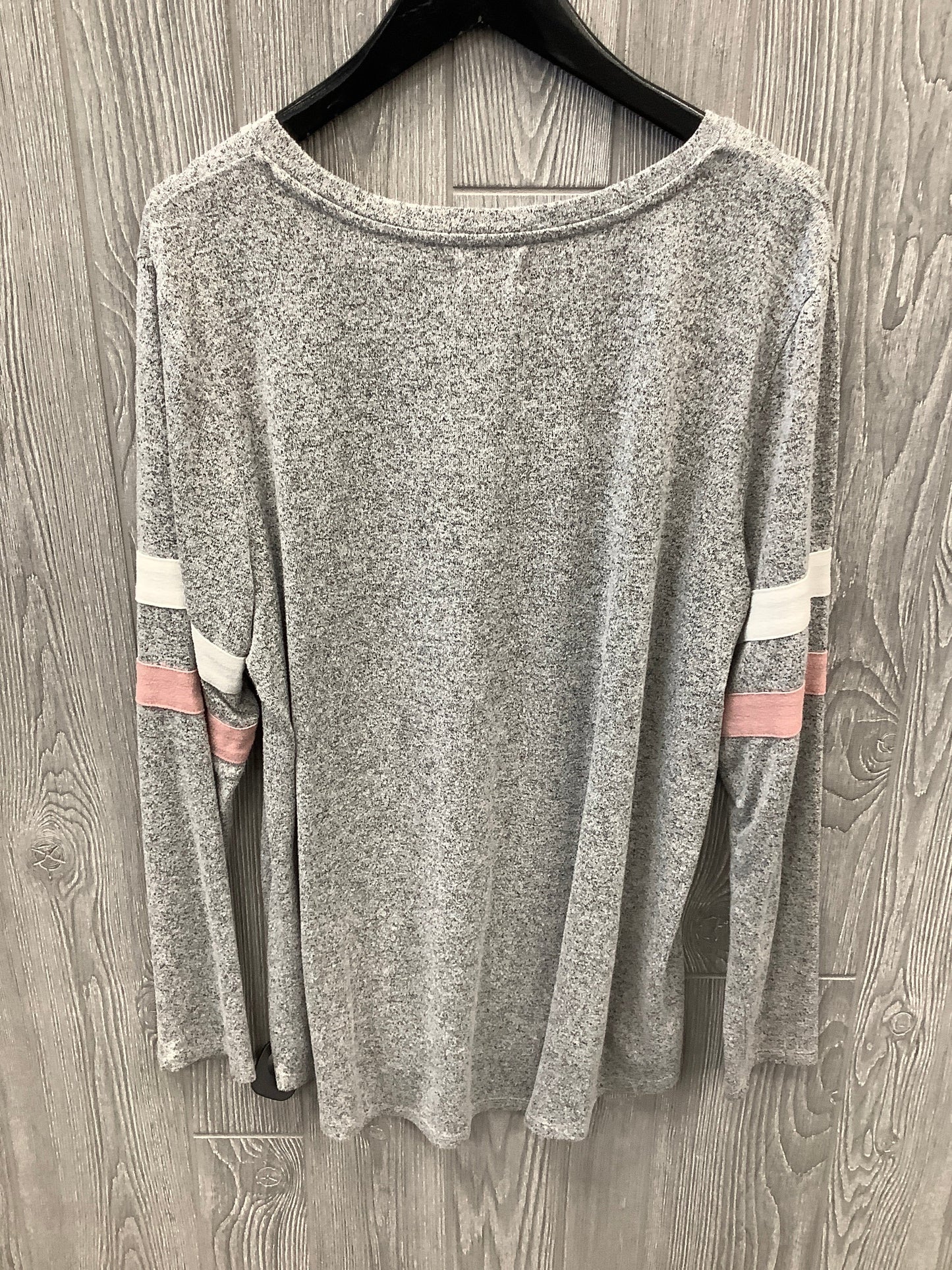 Top Long Sleeve By Maurices In Grey, Size: Xl