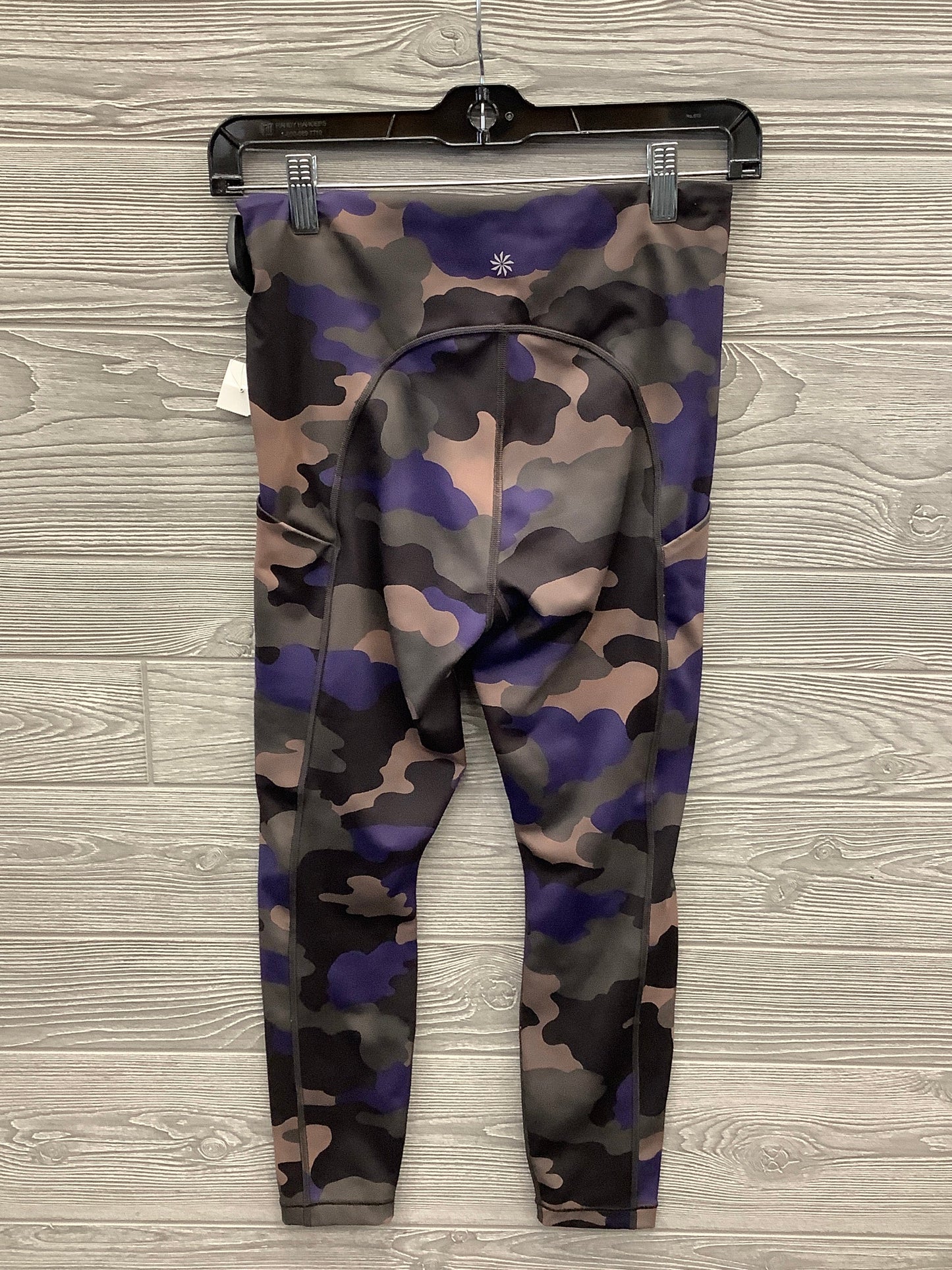 Athletic Capris By Athleta In Camouflage Print, Size: S