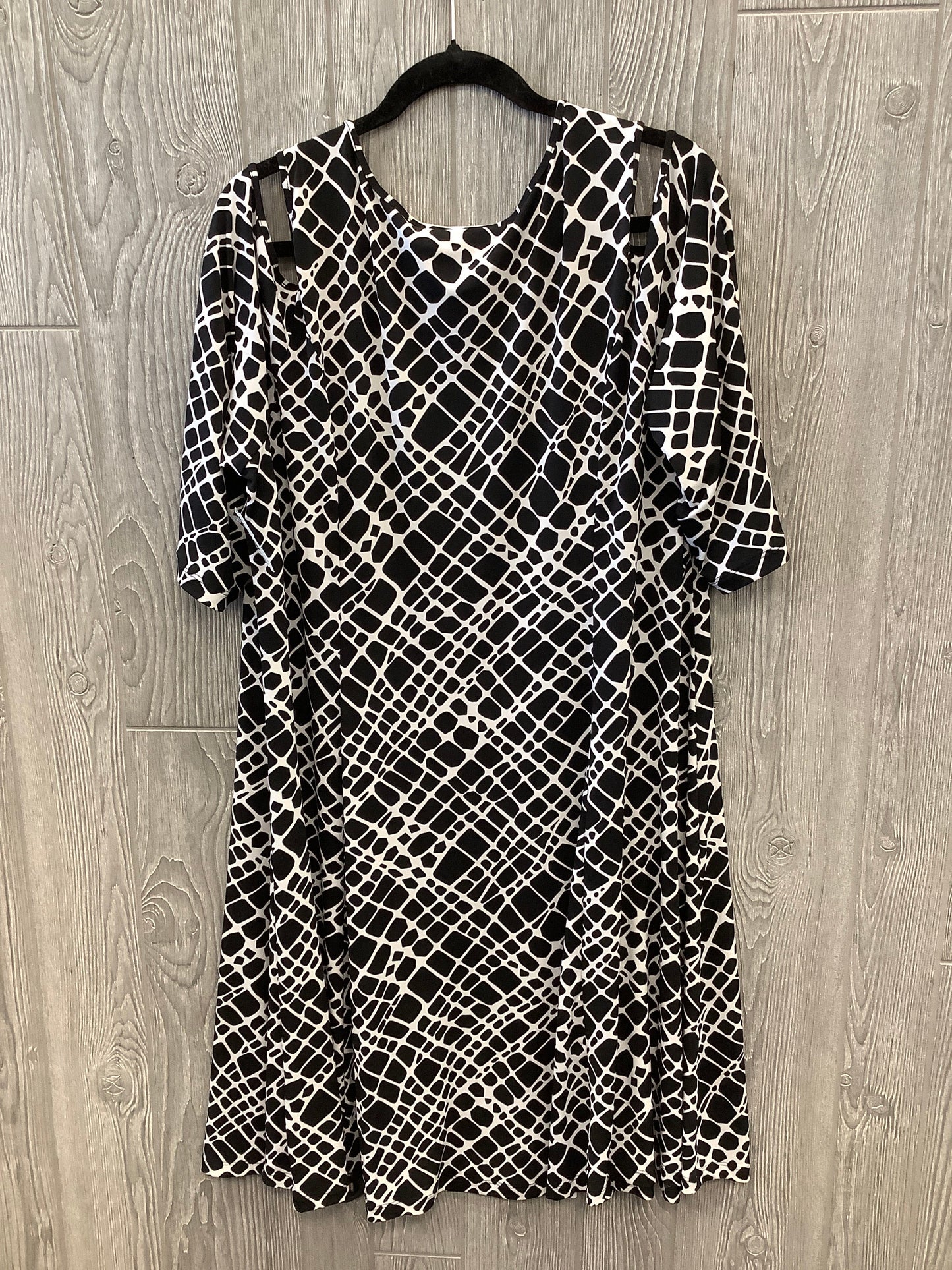 Dress Casual Midi By Susan Graver In Black, Size: 2x