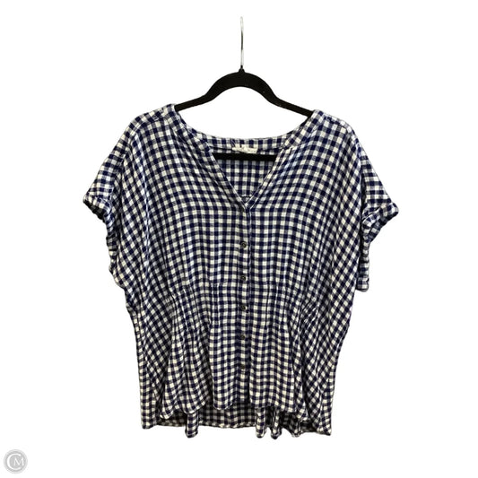 Top Short Sleeve By Maurices In Plaid Pattern, Size: 1x