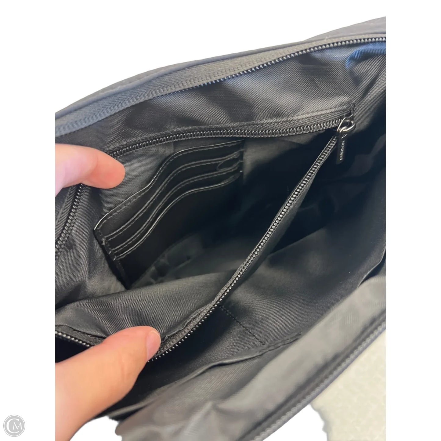 Crossbody By Clothes Mentor, Size: Medium