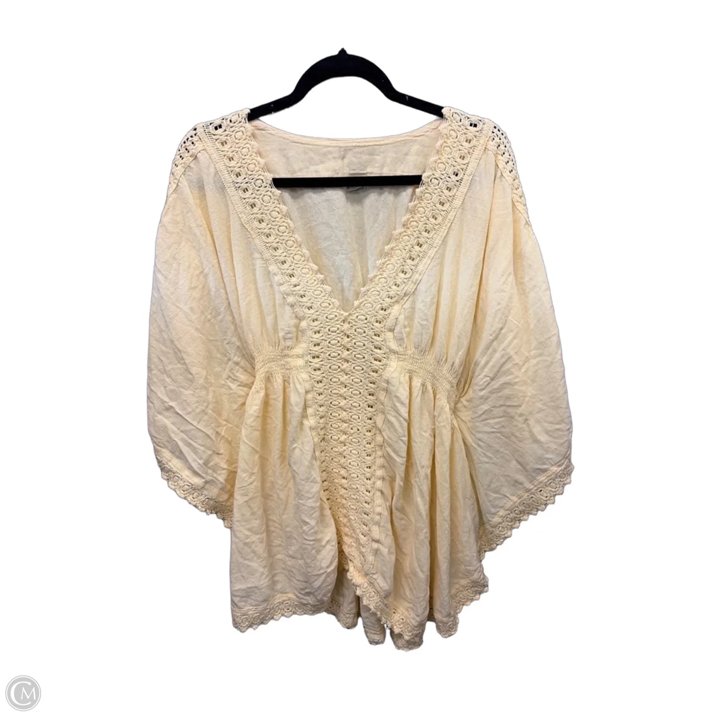 Top Short Sleeve By Clothes Mentor In Yellow, Size: L