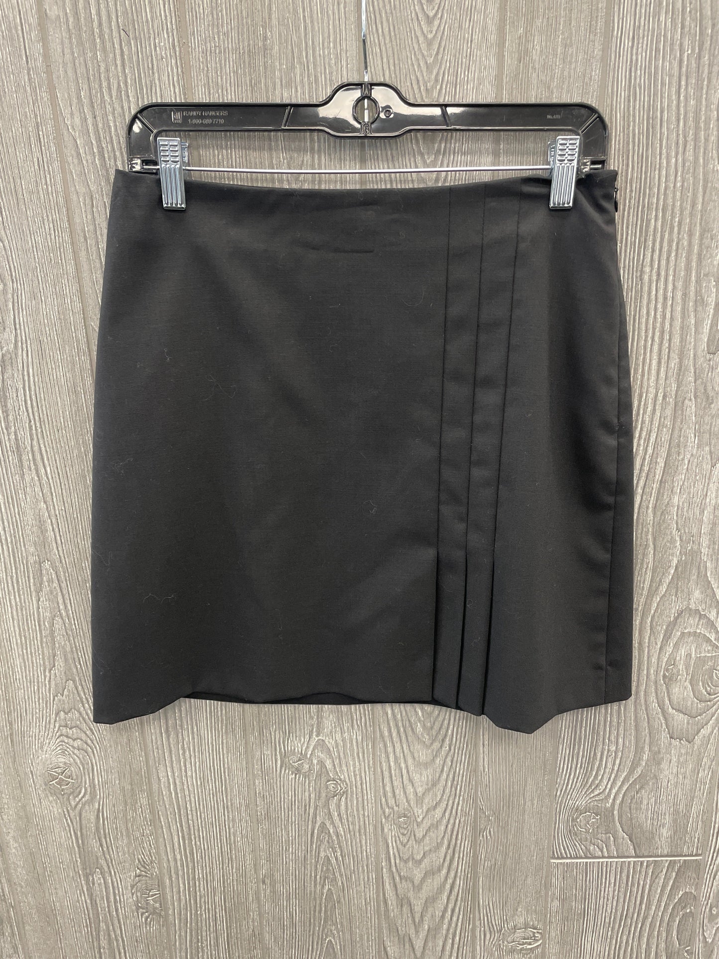 Skirt Mini & Short By Ann Taylor In Black, Size: 6