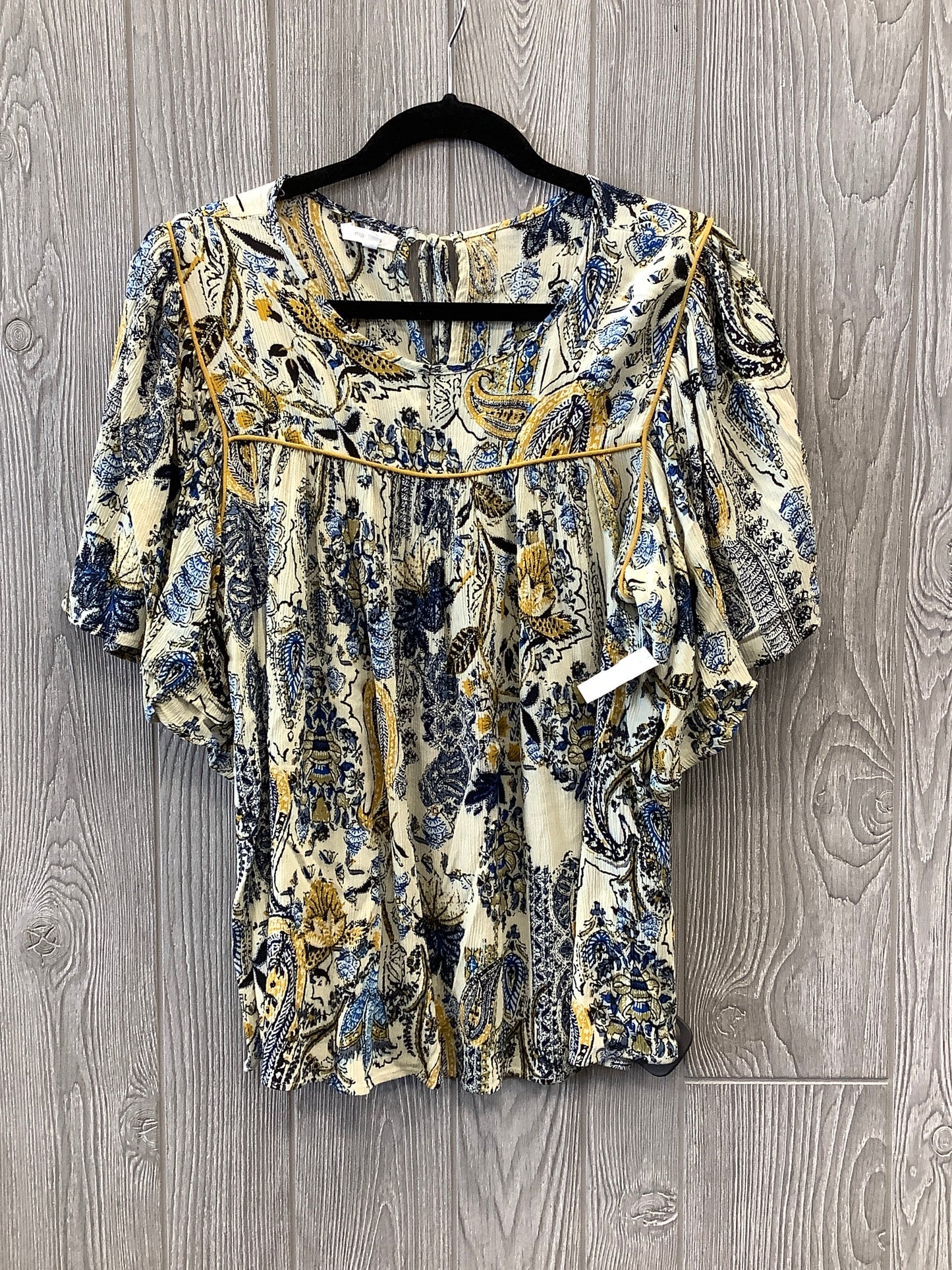 Top Short Sleeve By Maurices In Blue & Yellow, Size: Xl