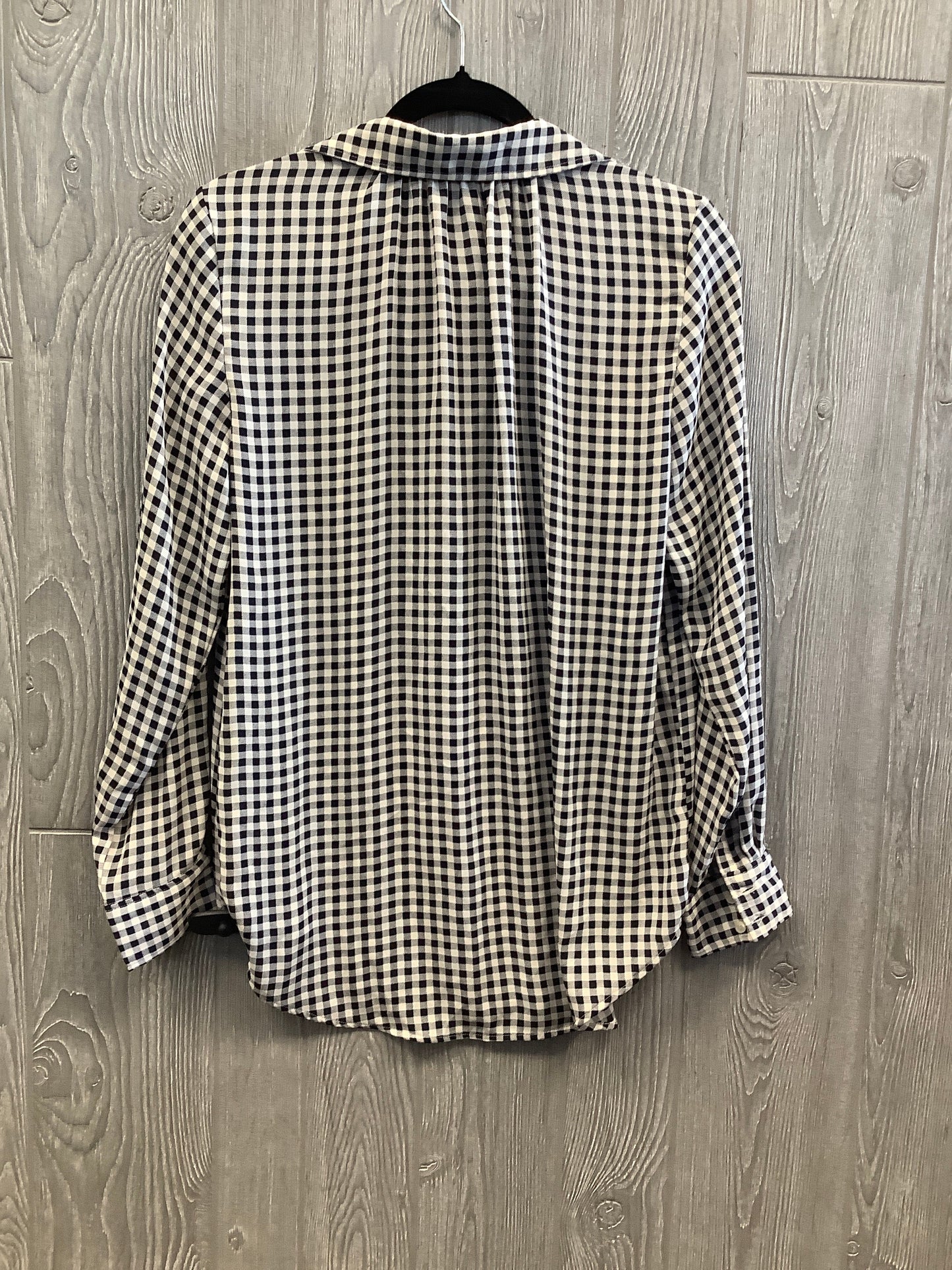 Top Long Sleeve By H&m In Plaid Pattern, Size: S