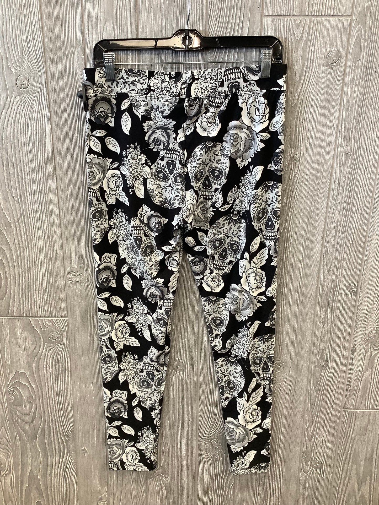 Leggings By Clothes Mentor  Size: L