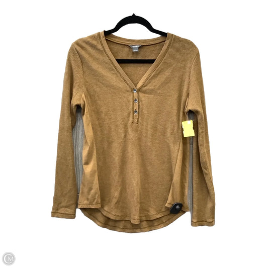Top Long Sleeve Basic By Eddie Bauer In Brown, Size: M