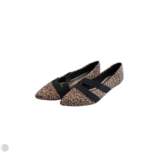 Shoes Flats By Clothes Mentor In Animal Print, Size: 6