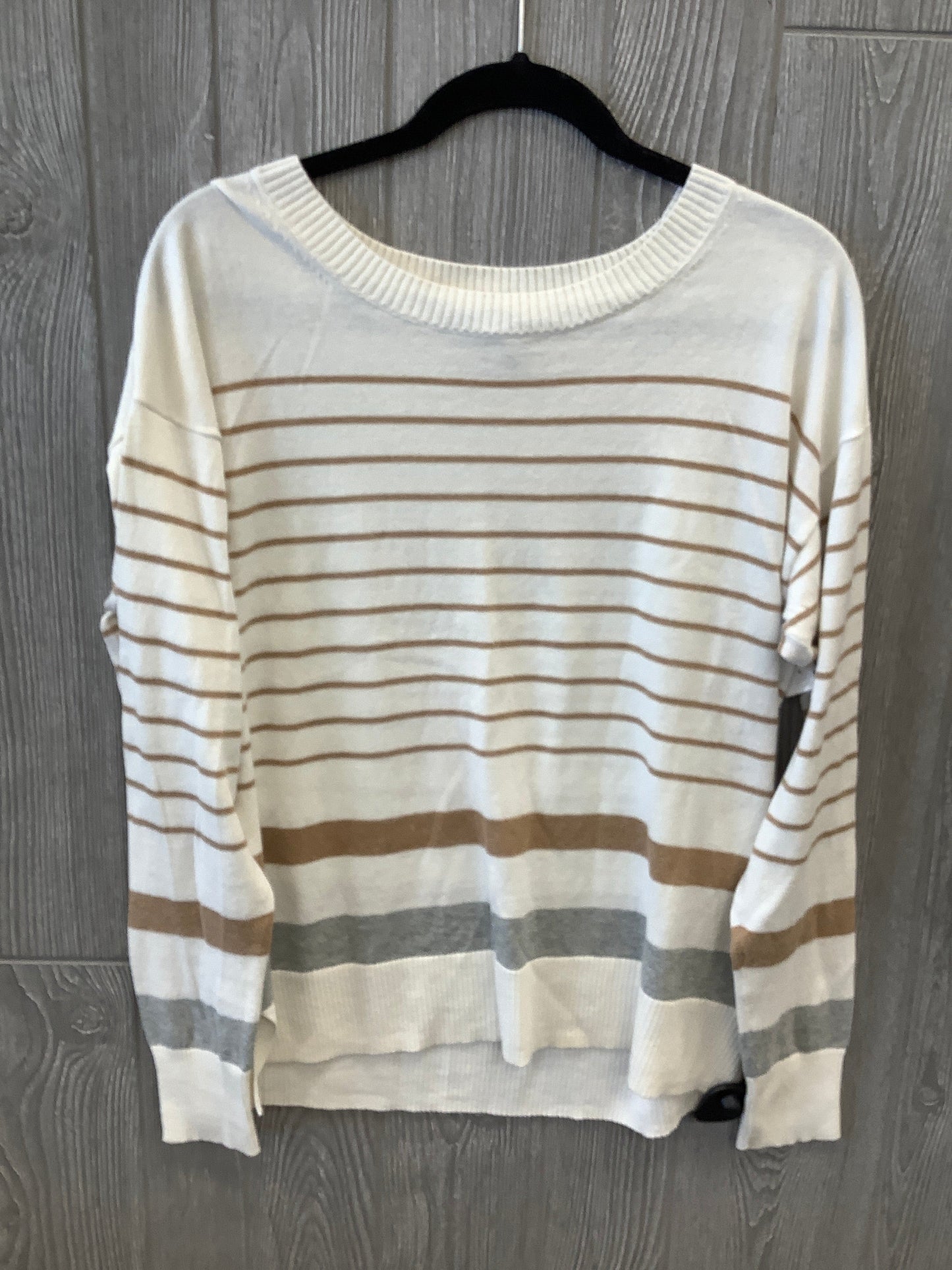 White Top Long Sleeve Gap, Size L