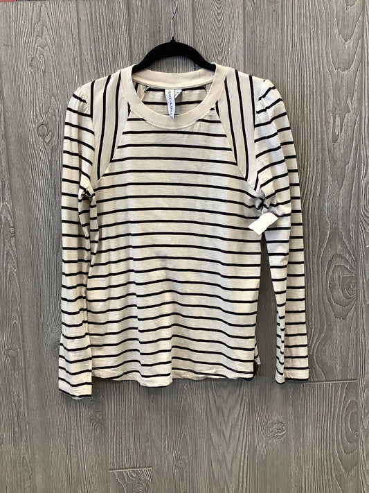 Top Long Sleeve By Clothes Mentor In Striped Pattern, Size: M