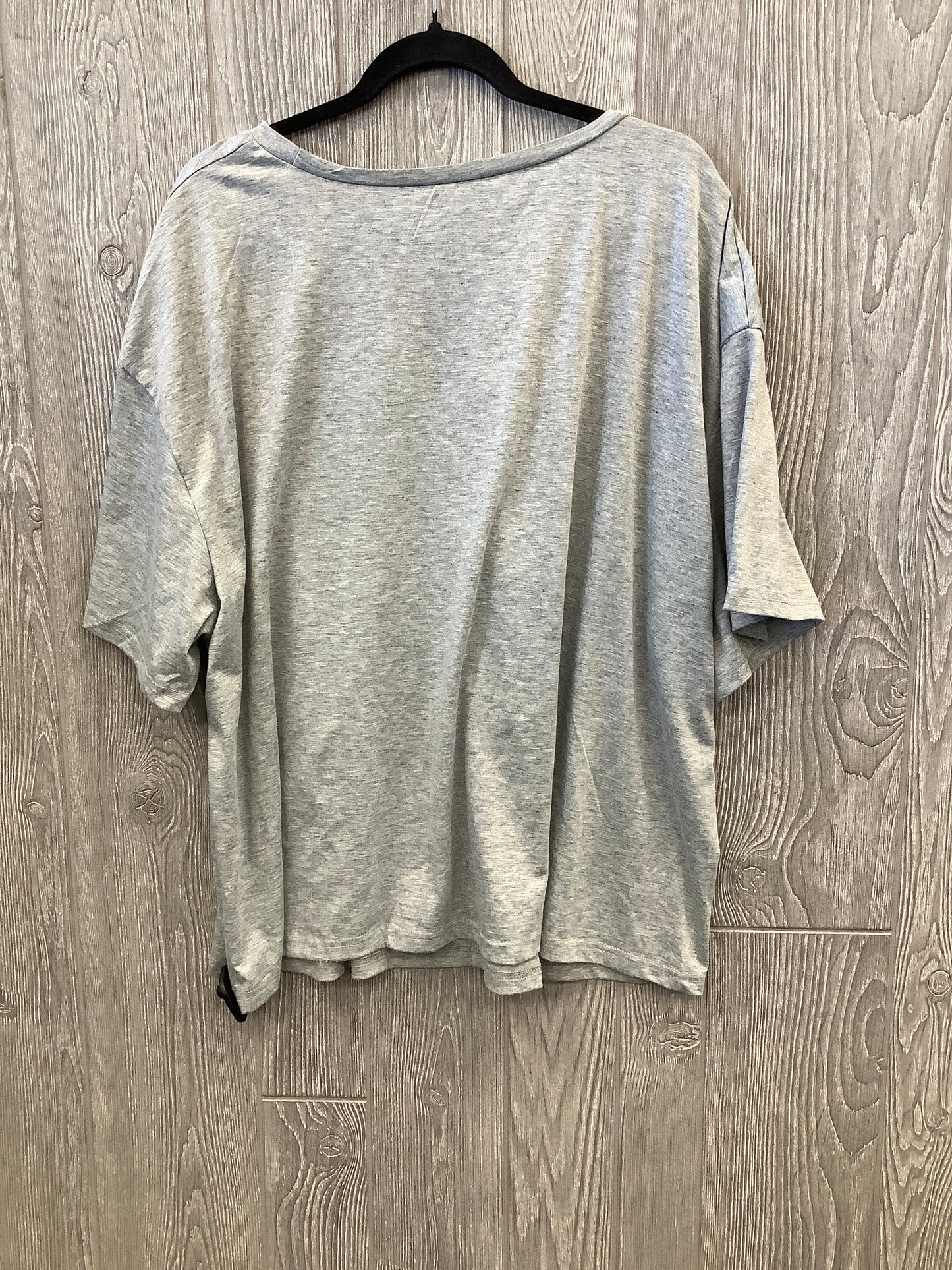 Top Short Sleeve By Clothes Mentor In Grey, Size: 3x