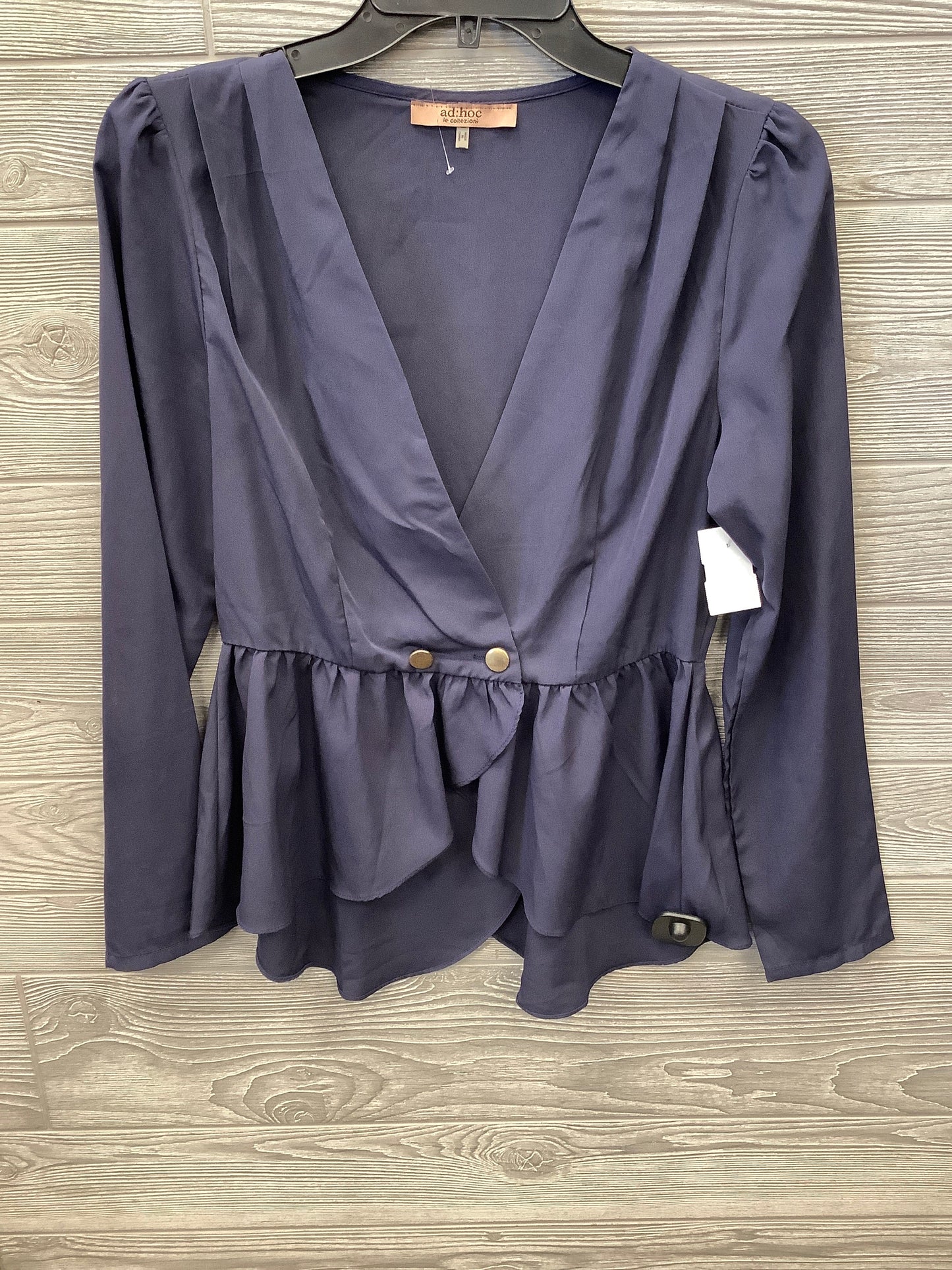 Top Long Sleeve By Clothes Mentor In Navy, Size: M