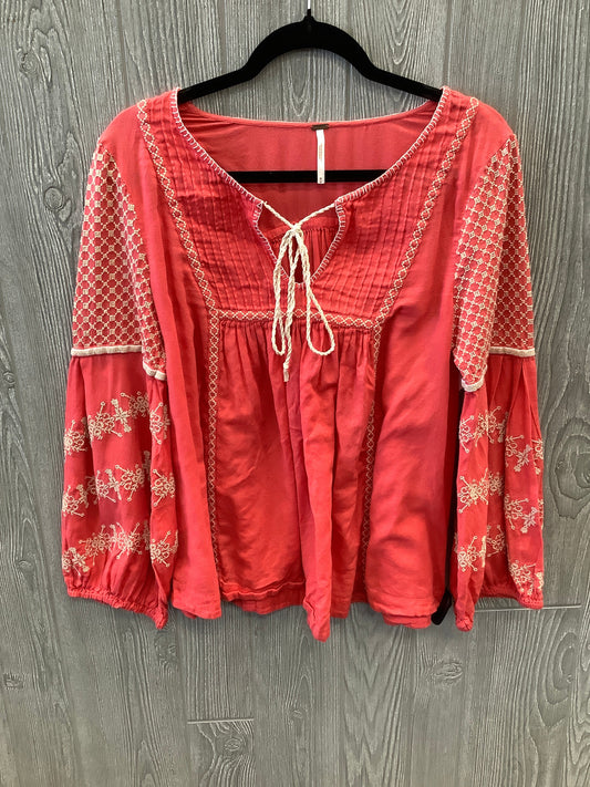 Top Long Sleeve By Free People In Coral, Size: M