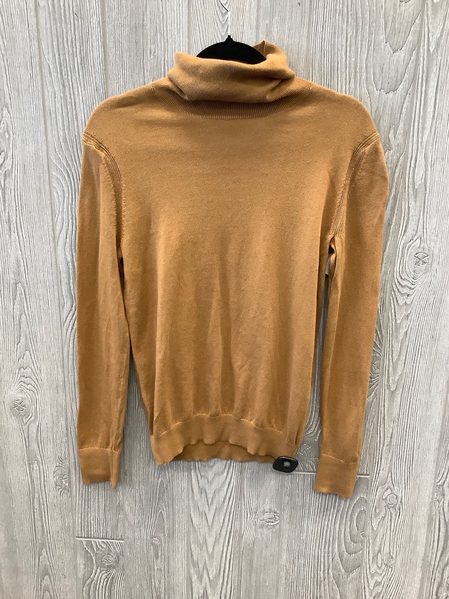 Top Long Sleeve By Gap In Gold, Size: Xs