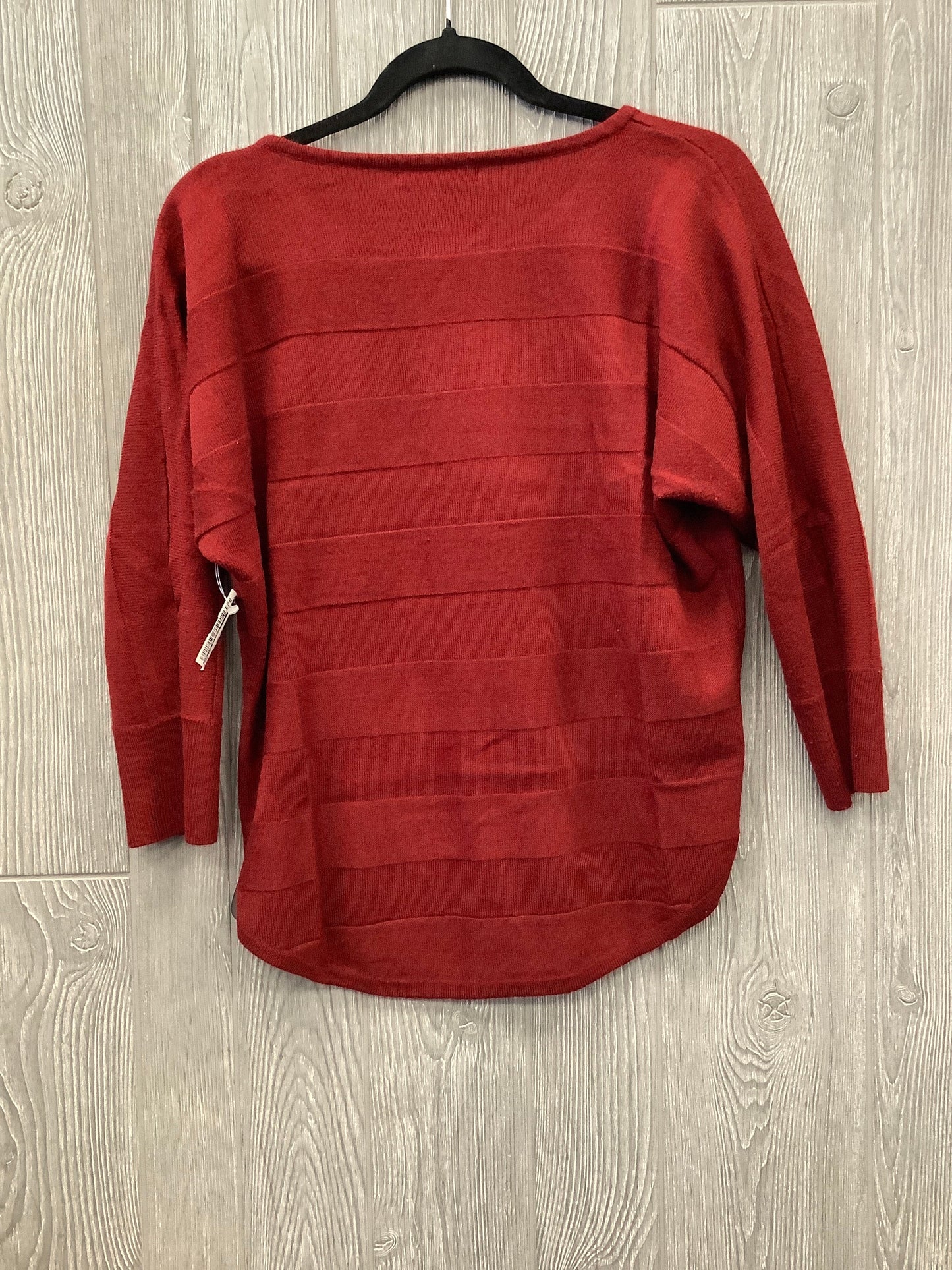 Top Long Sleeve By Design History In Red, Size: M