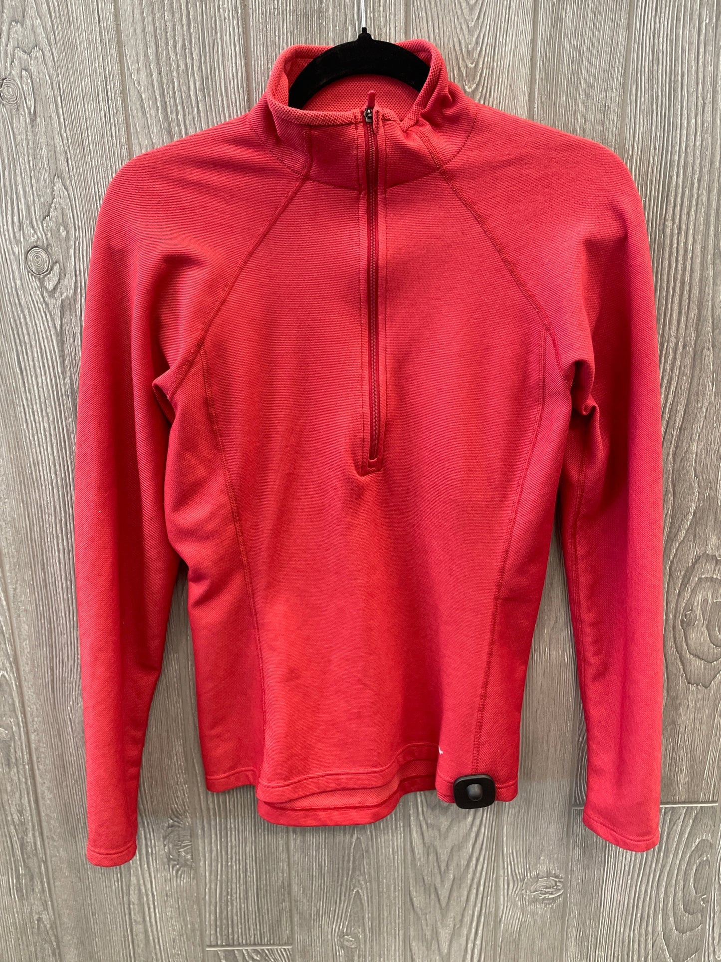 Athletic Top Long Sleeve Collar By Patagonia In Red, Size: M