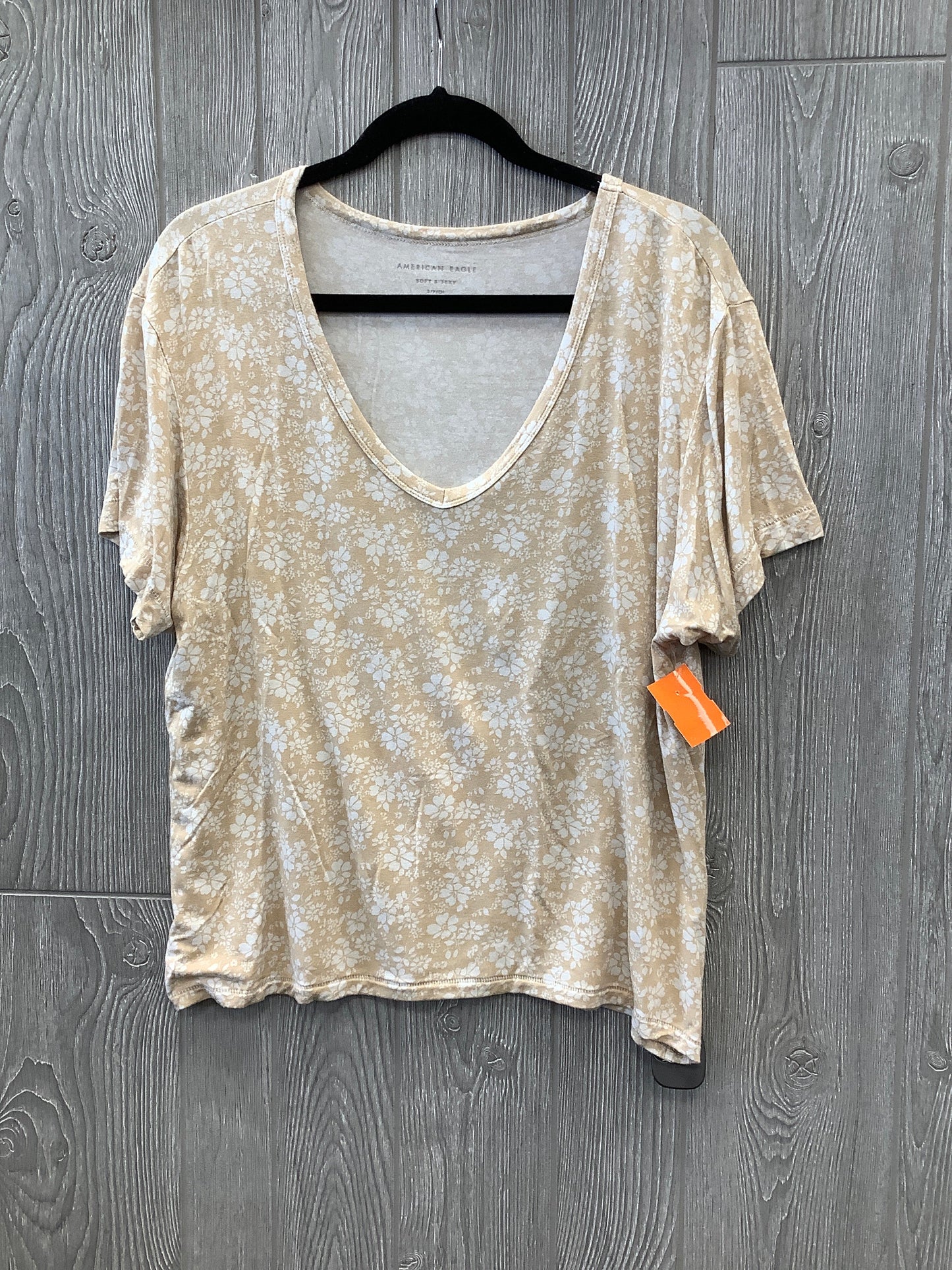 Top Short Sleeve By American Eagle In Beige, Size: S