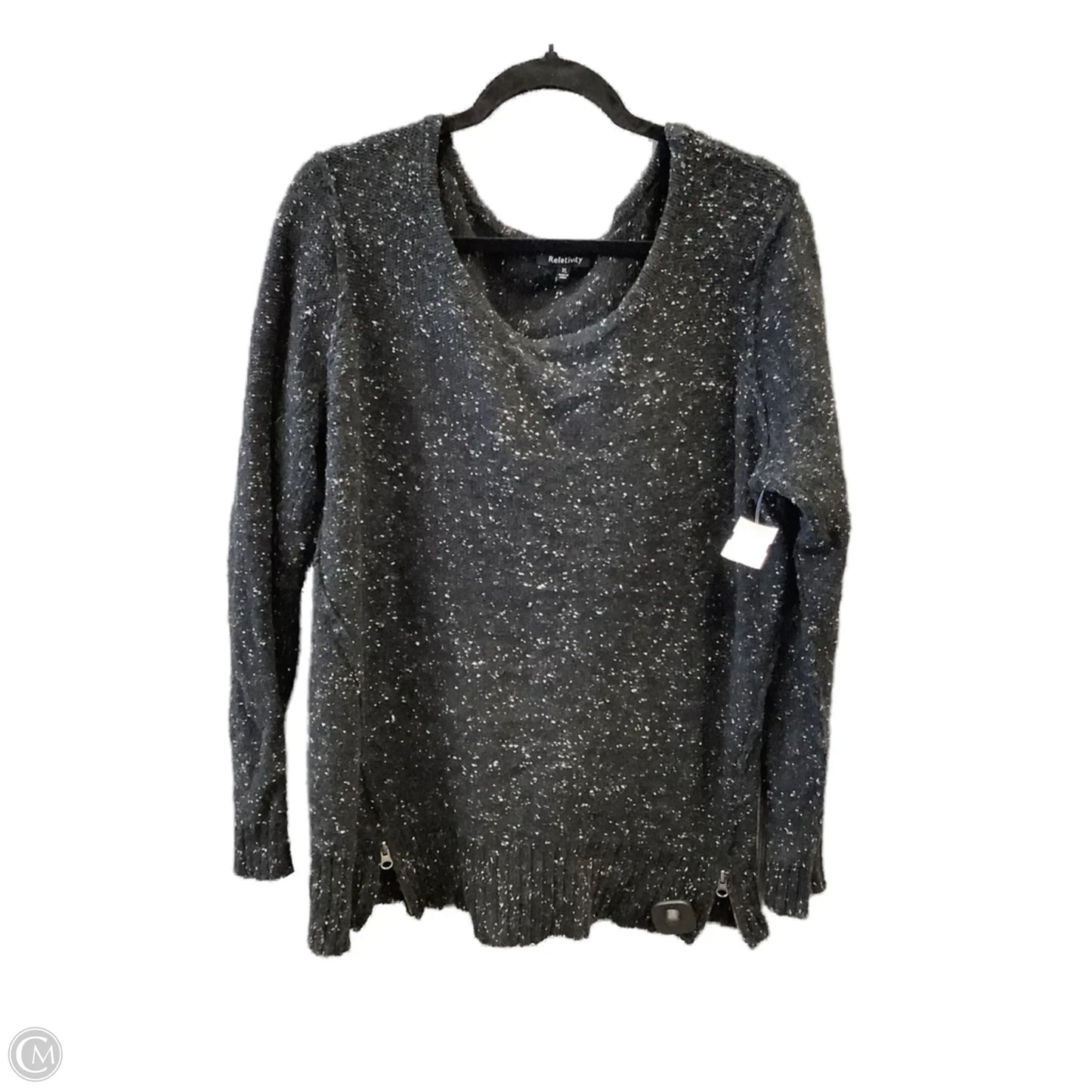 Sweater By Relativity In Black, Size: Xl