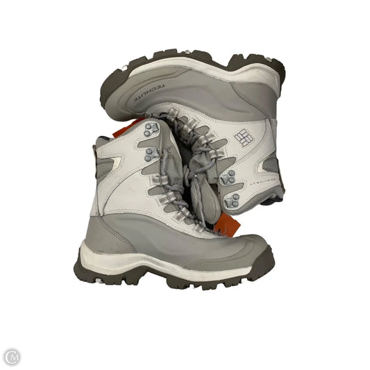Boots Snow By Columbia In White, Size: 6