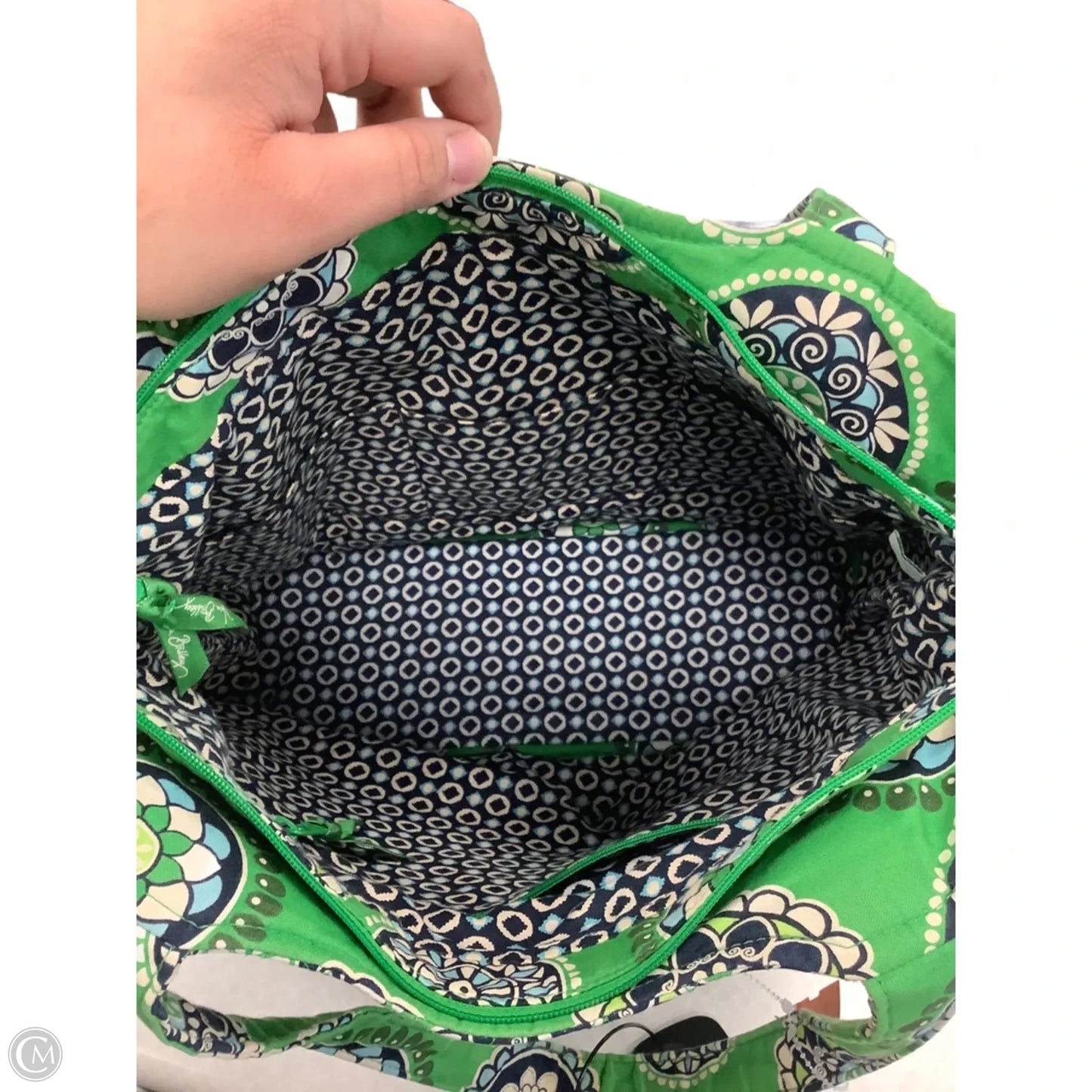 Handbag By Vera Bradley, Size: Large