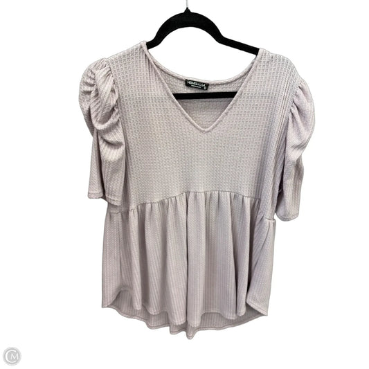 Top Short Sleeve By Heimish Usa In Purple, Size: L