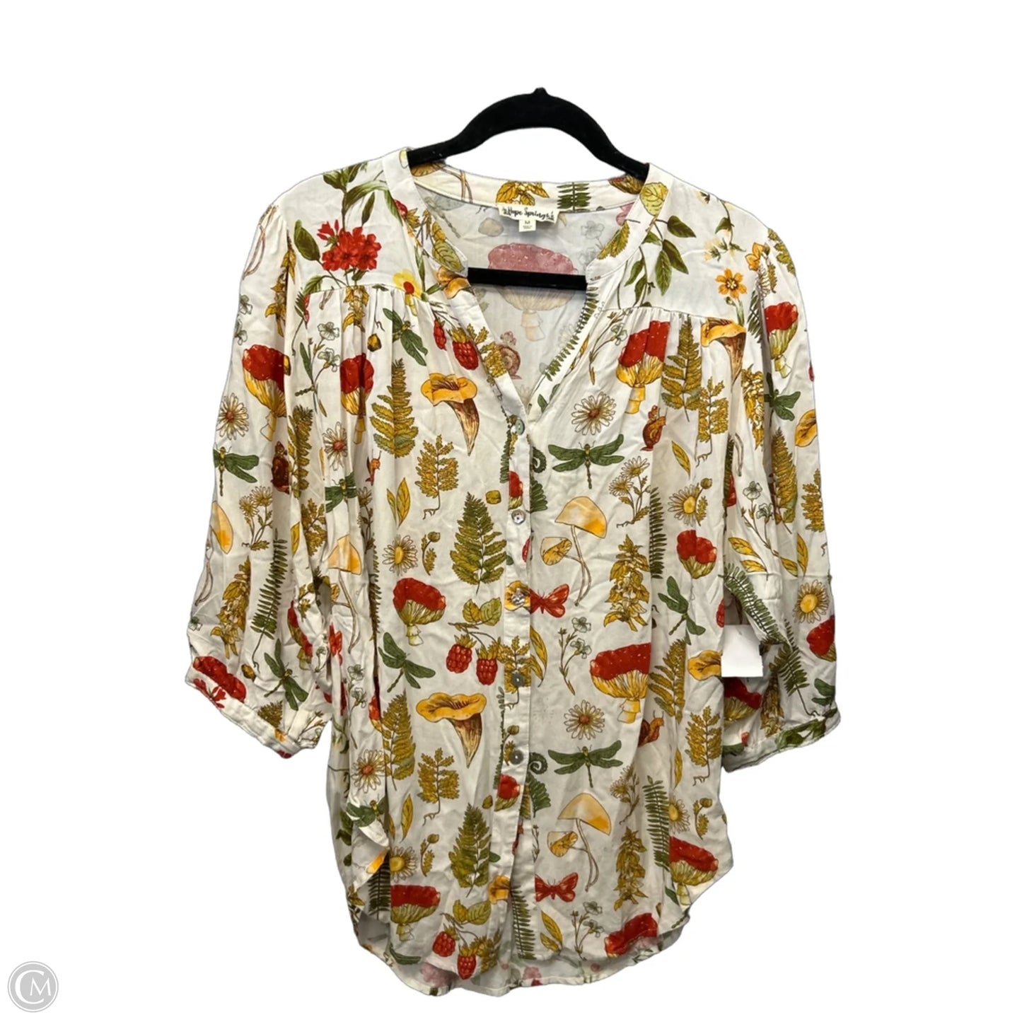 Top Short Sleeve By Clothes Mentor In Cream, Size: M