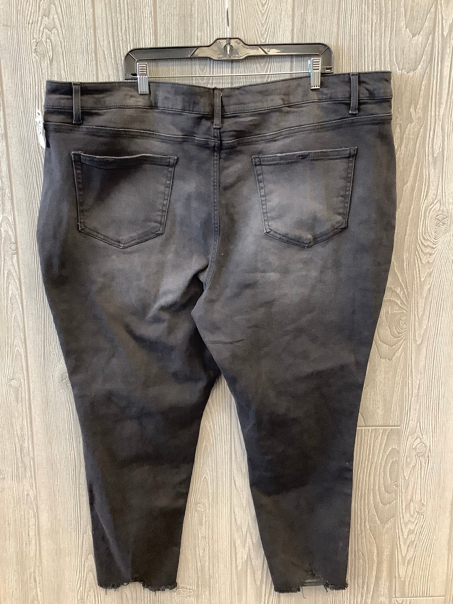 Jeans Cropped By Terra & Sky  Size: 26w