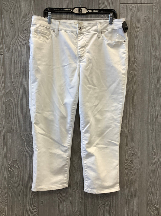 Capris By St Johns Bay In White, Size: 14