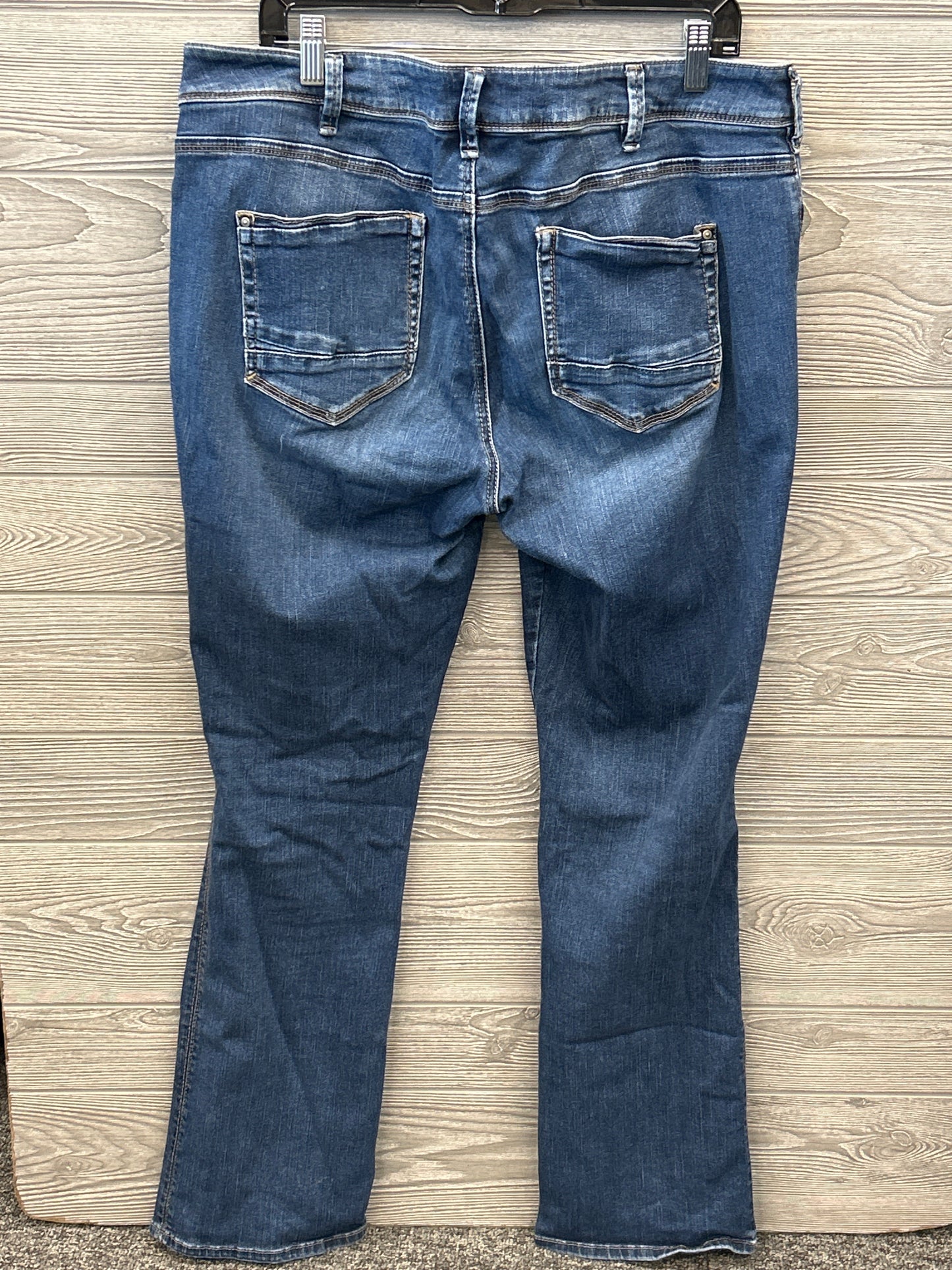 Jeans Boot Cut By Silver In Blue Denim, Size: 18