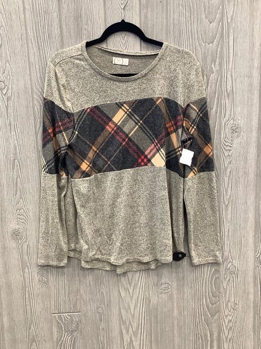 Top Long Sleeve By Maurices In Grey, Size: M