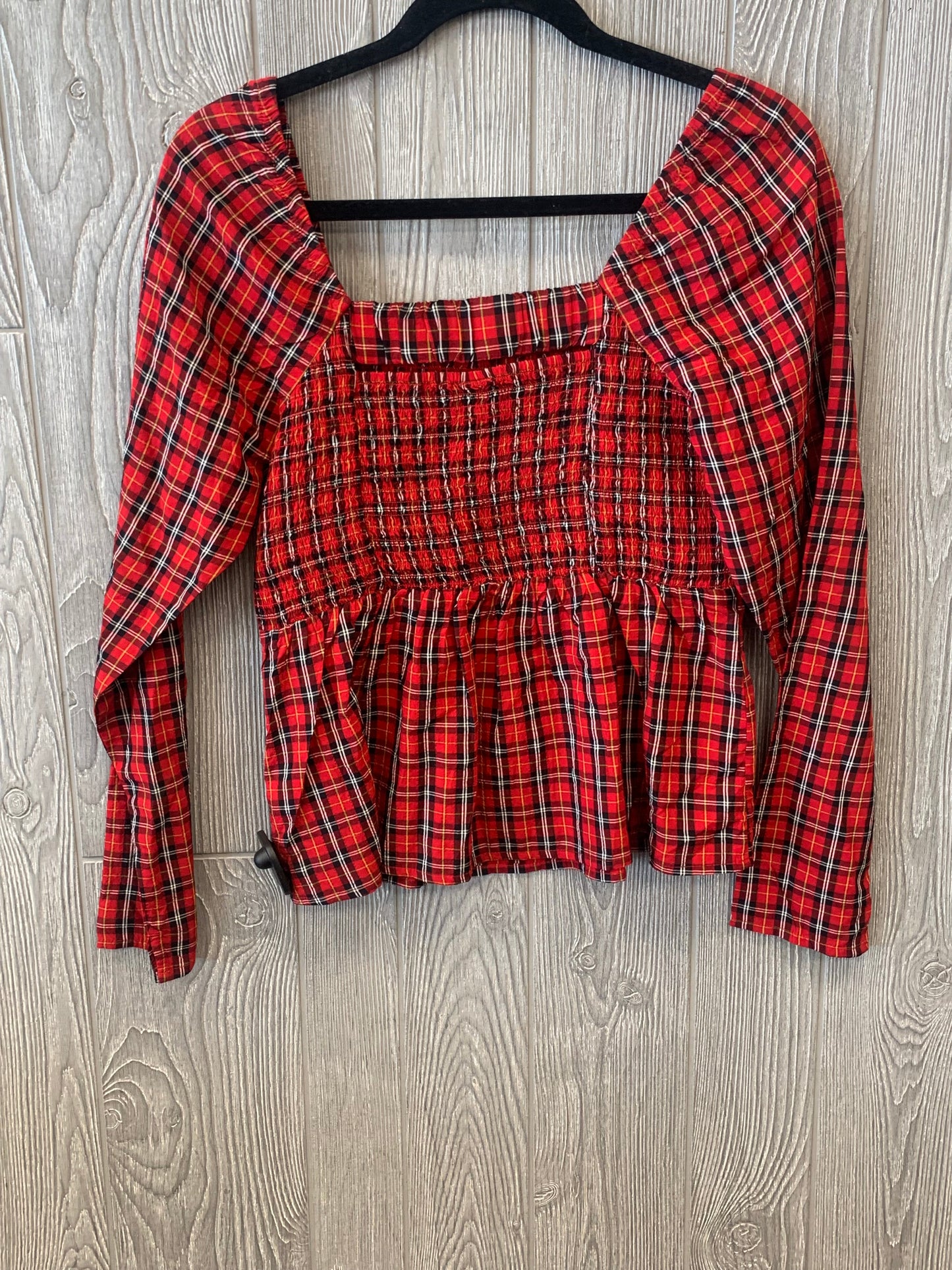 Top Long Sleeve By Old Navy  Size: M