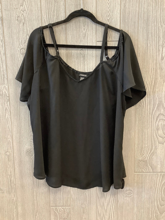 Top Short Sleeve By Torrid In Black, Size: 2x