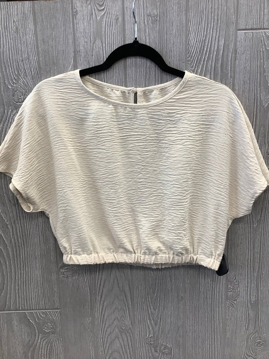 Blouse Short Sleeve By Shein In Beige, Size: L