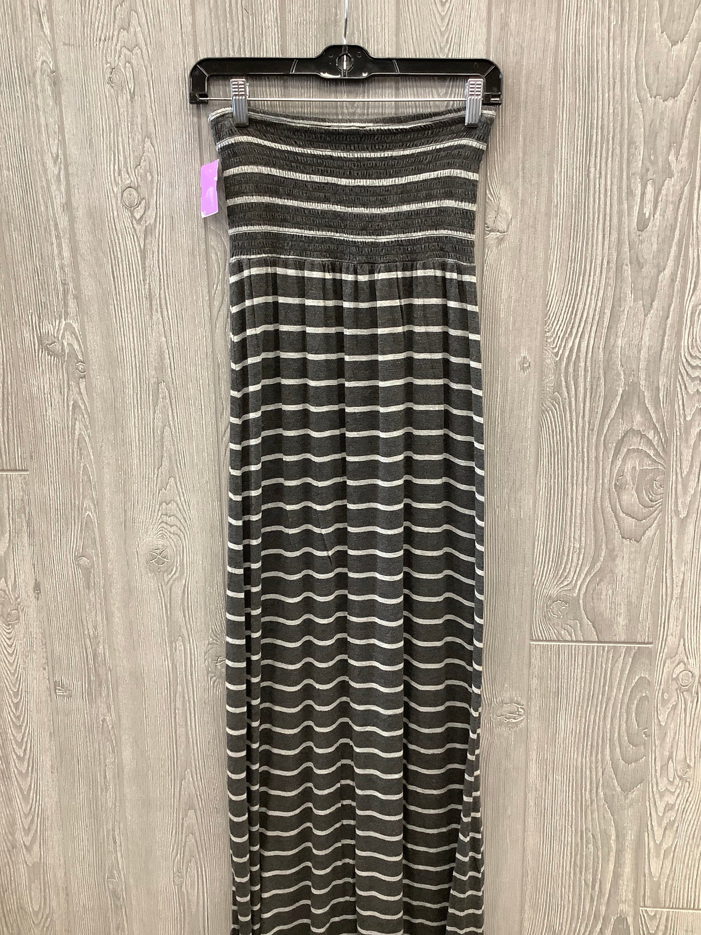 Dress Casual Maxi By Zenana Outfitters In Grey, Size: M