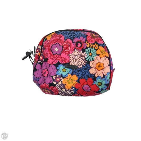 Makeup Bag By Vera Bradley, Size: Medium