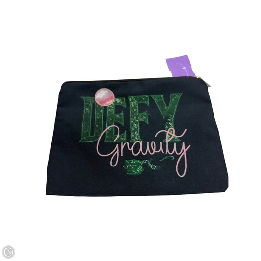 Makeup Bag By Clothes Mentor, Size: Medium