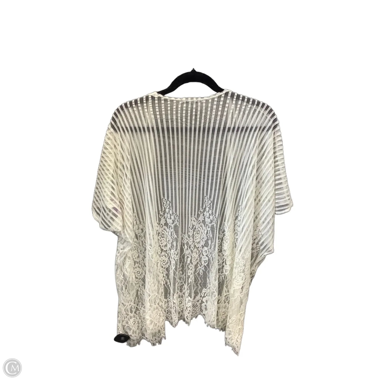 Kimono By Charlotte Russe In Cream, Size: S