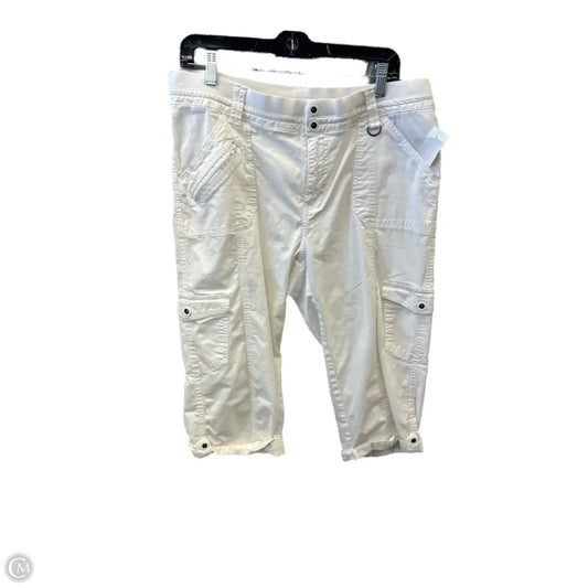 Capris By Clothes Mentor In White, Size: 14