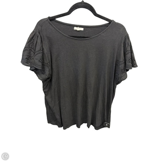Top Short Sleeve By Maurices In Black, Size: Xl