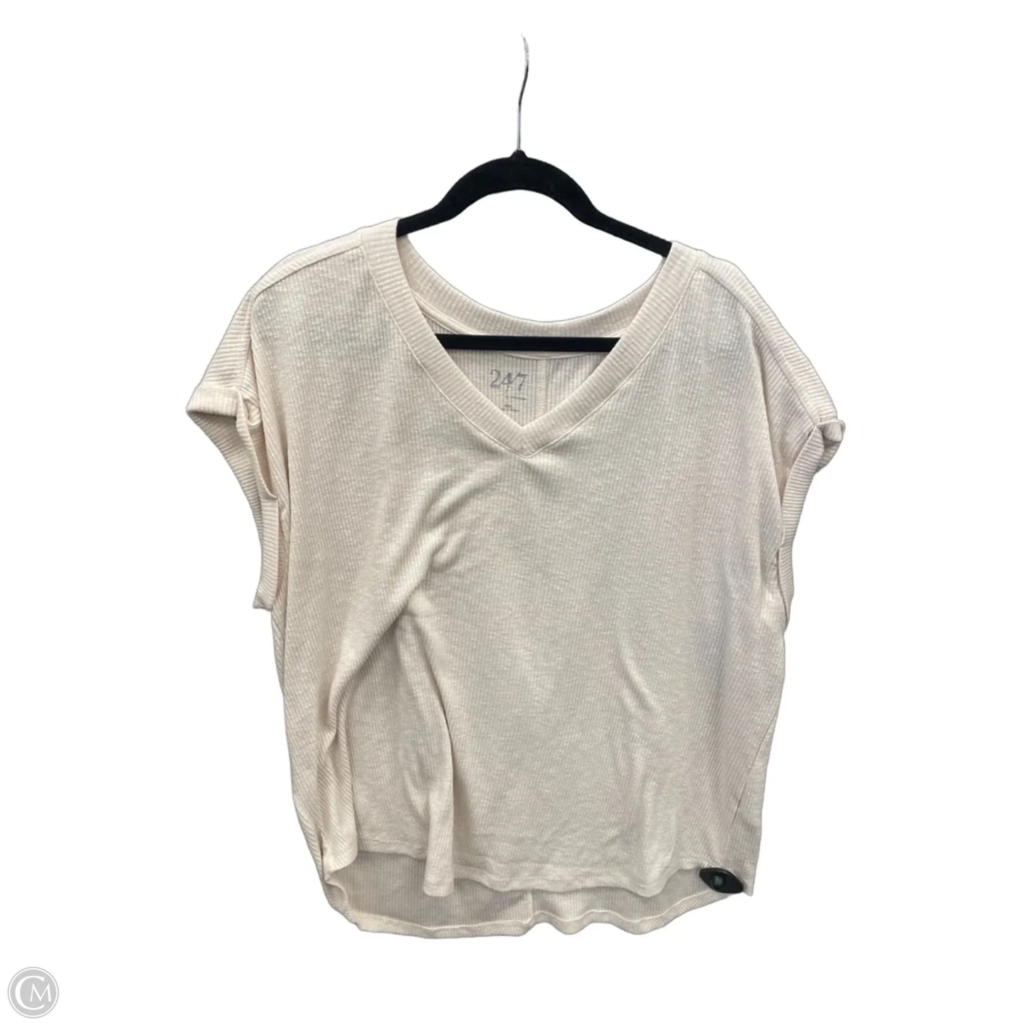 Top Short Sleeve By Maurices In Beige, Size: Xxl
