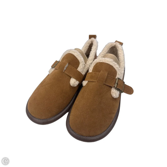 Shoes Flats By Clothes Mentor In Brown, Size: 9.5