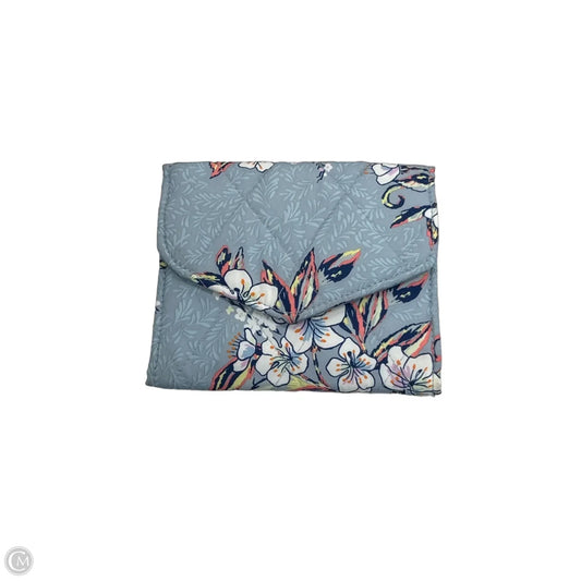 Wallet By Vera Bradley, Size: Medium