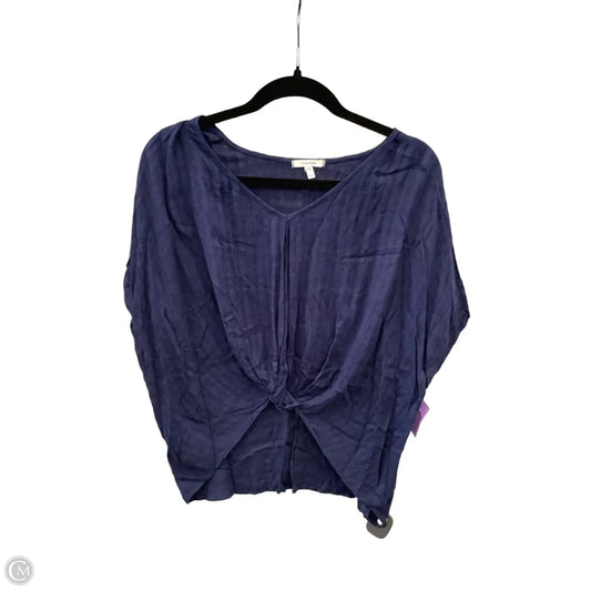 Top Short Sleeve By Maurices In Blue, Size: M