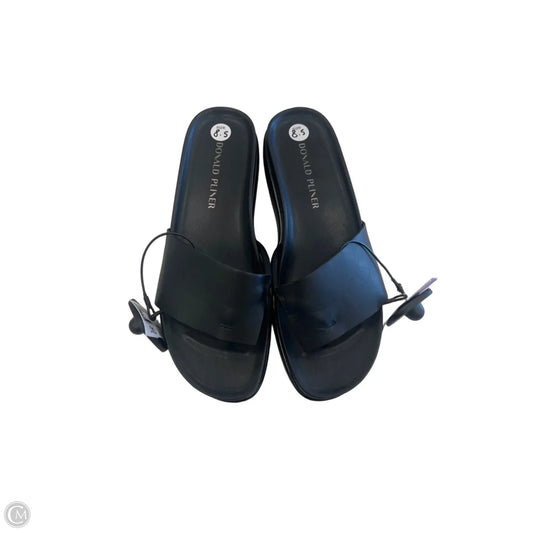 Sandals Flats By Donald Pliner In Black, Size: 8.5