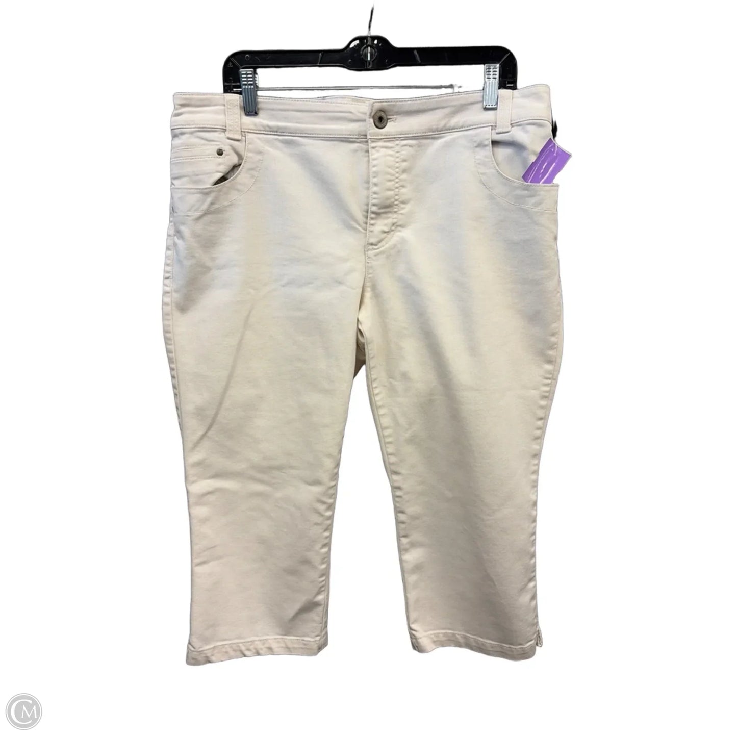 Capris By Chicos In Cream, Size: 14